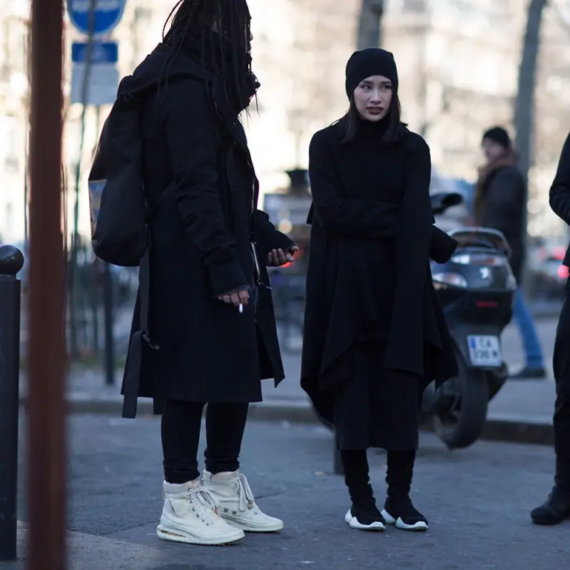 黑白控必看　Rick Owens 2016 秋冬巴黎發表會現場潮人直擊！
