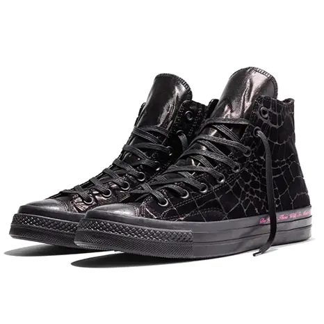 CONVERSE 與 SIR TOM BAKER 一起宣揚龐克精神 最新推出 Chuck ’70 聯名款式體現鞋業革命文化潮流 