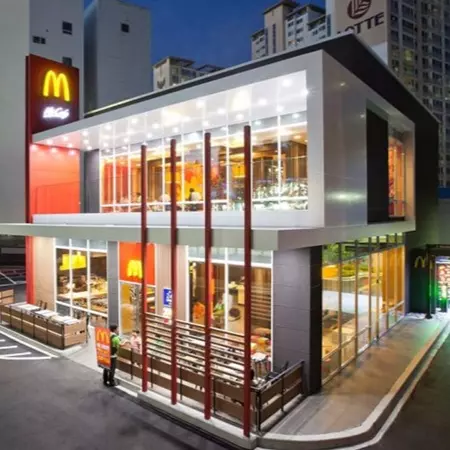 為了繼續吸引當年那群小朋友，麥當勞將在韓國門店提供啤酒