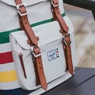 Herschel Supply X Hudson's Bay Collection 陽光普照的悠閒午後 洋溢春季渡假美好時光