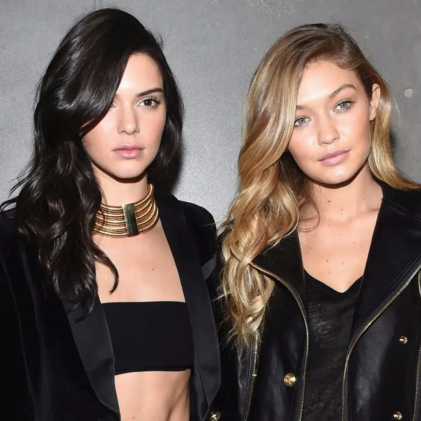 「姊妹 Look」新玩法？！　Kendall Jenner、Gigi Hadid 互換髮色！
