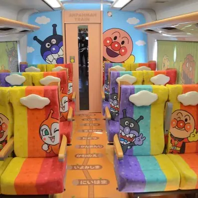日本「麵包超人」彩繪列車啟動　簡直是小孩子的天堂！