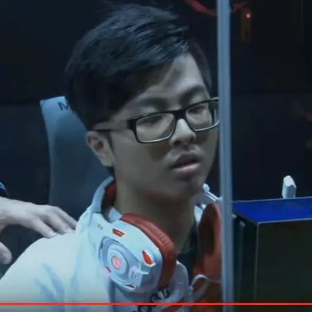 LOL 史上最扯逆轉勝！網友：看到丁特傻掉超好笑