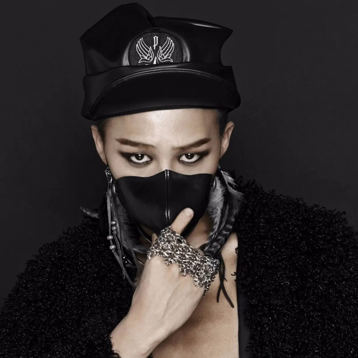 8 款 G-DRAGON 權志龍御用 5000 以內平價鞋款！