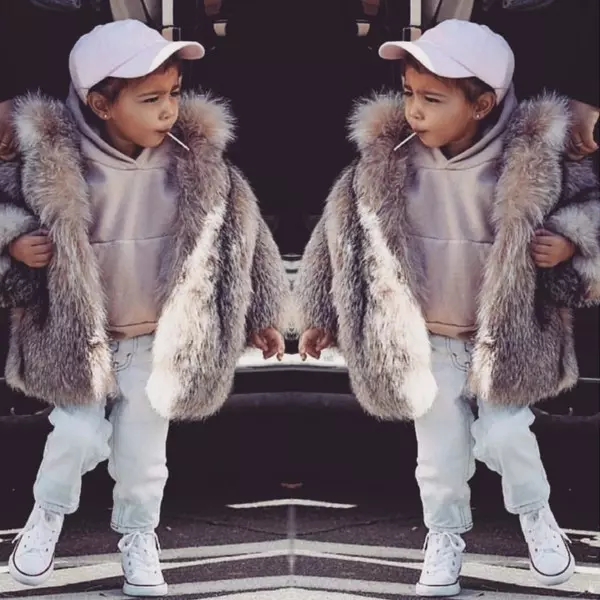 【萌娃特輯】North West 的時尚穿搭　小版 Yeezy 潮人超級萌！