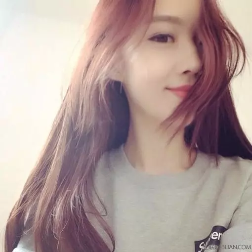 沒洗頭也能照樣美美出門！5 種超簡單造型　讓人看不出你頭髮很油