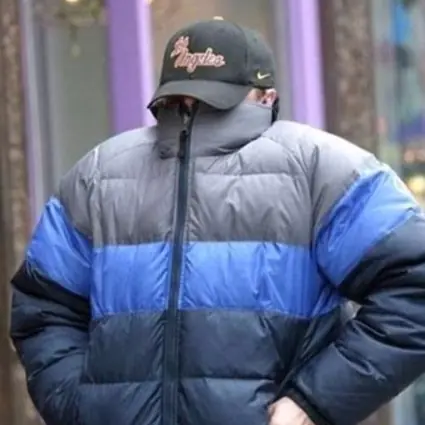 李奧納多躲避狗仔 10 招　怎麼看起來都更醒目....