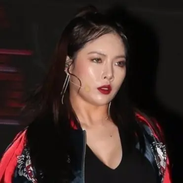 性感小野馬回來啦！泫雅告別「小腫馬」　身材火辣程度竟連 Yura 都自嘆不如