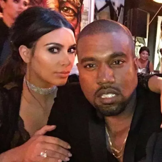Kim撞臉維多利亞貝克漢？！是在玩換臉軟體嗎？