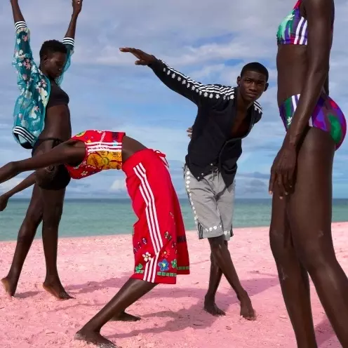 adidas Originals = PHARRELL WILLIAMS “Pink Beach” 聯名系列 將於5月12日(四)全球同步上市！