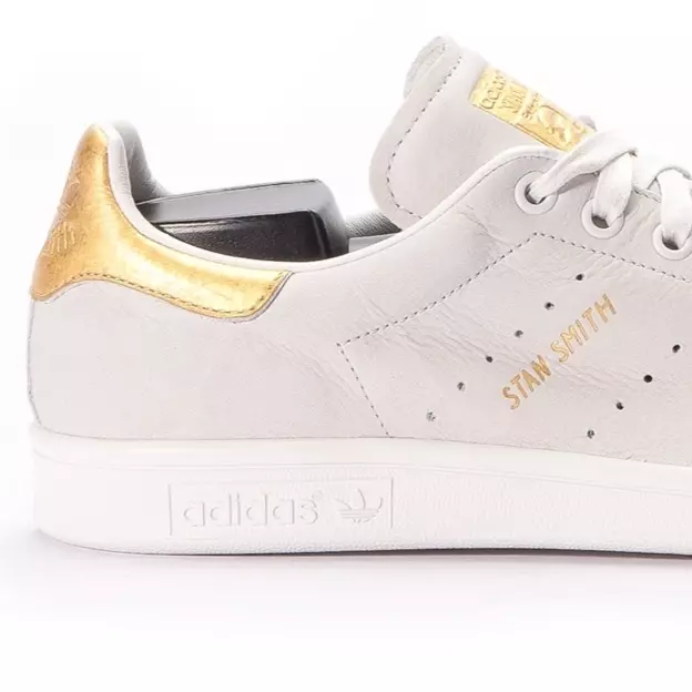 adidas Stan Smith 24K 金色鞋款　打造低調的華麗感！