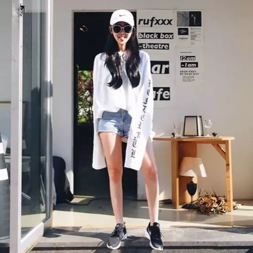 夏日細腿秘笈~教你瘦大腿再來個俏屁股，簡單好上手
