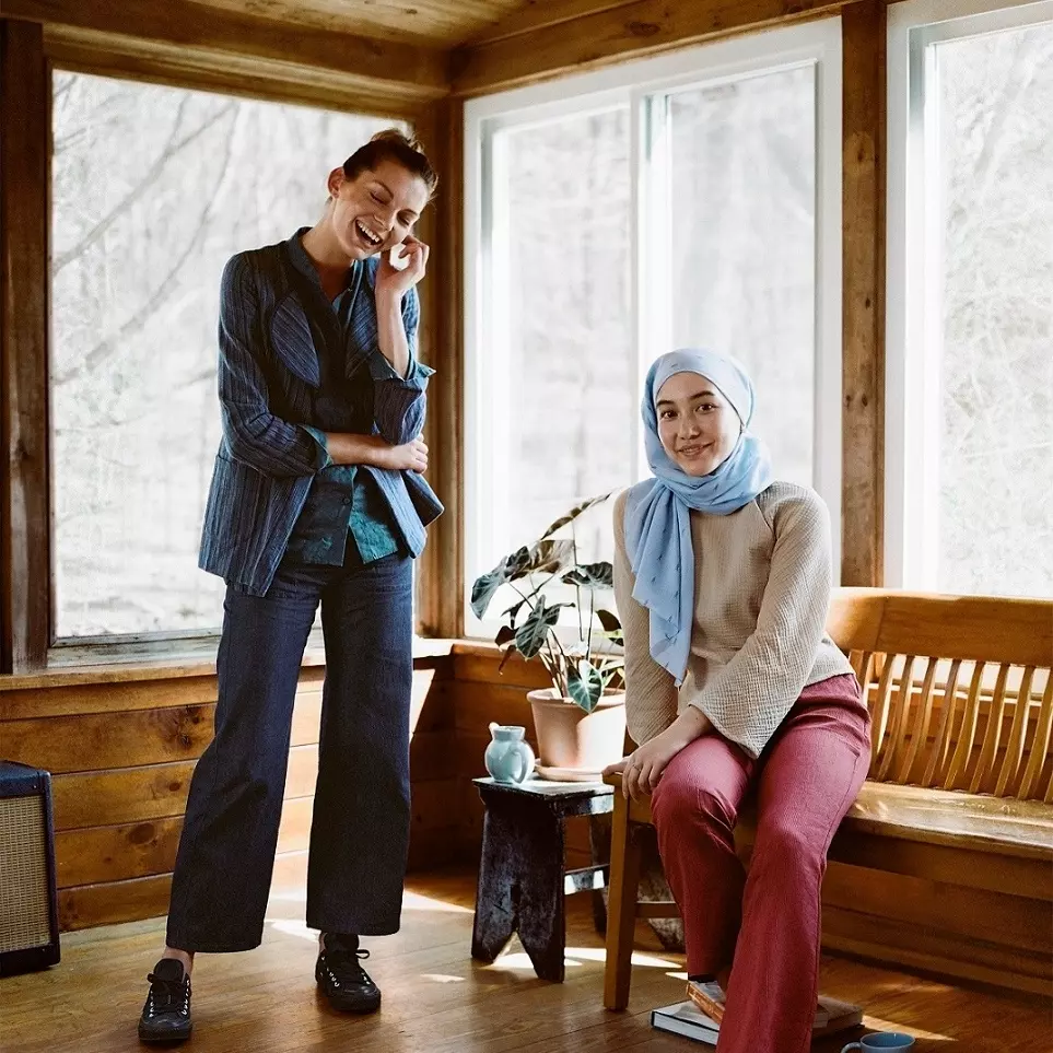 UNIQLO 攜手 Hana Tajima 女性柔美新風尚誕生 !!!