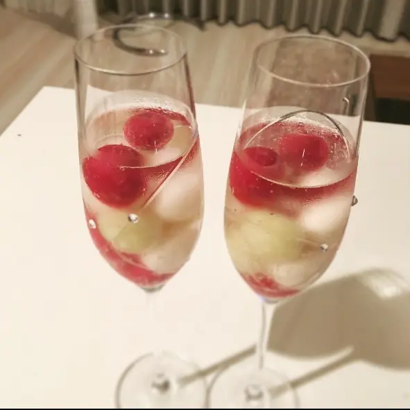 夏日飲酒別忘了加這味！以後再不用只加單調的冰塊了