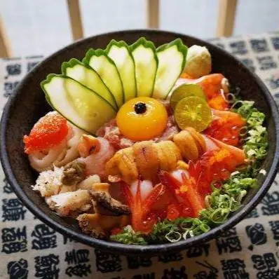 夏天最棒的滋味！生魚片丼飯南北大功略