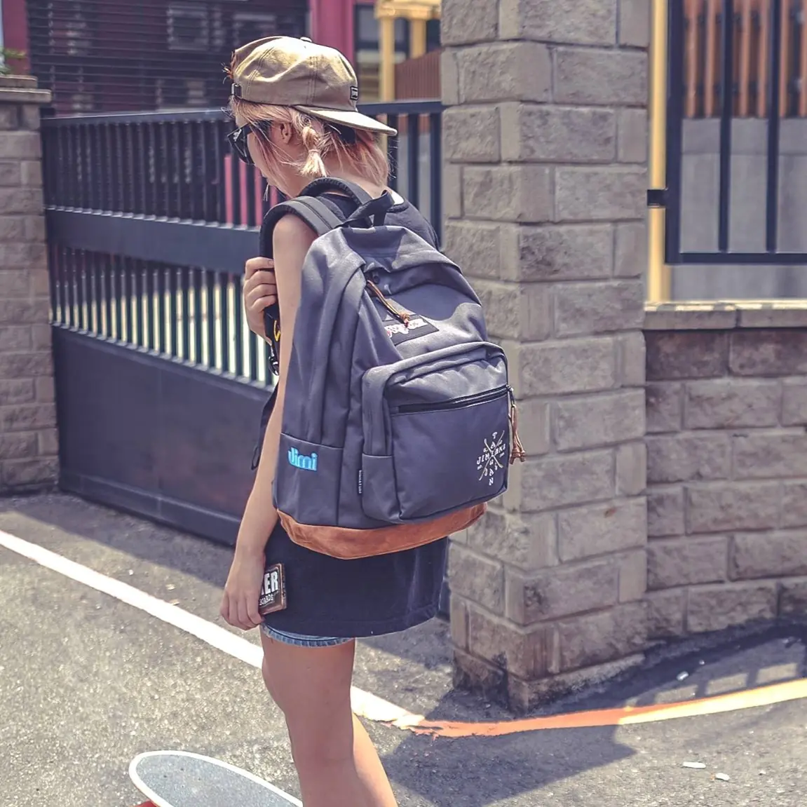 滑板玩家必備 2016 JanSport X Jimi Skate Shop 全球聯名限量款