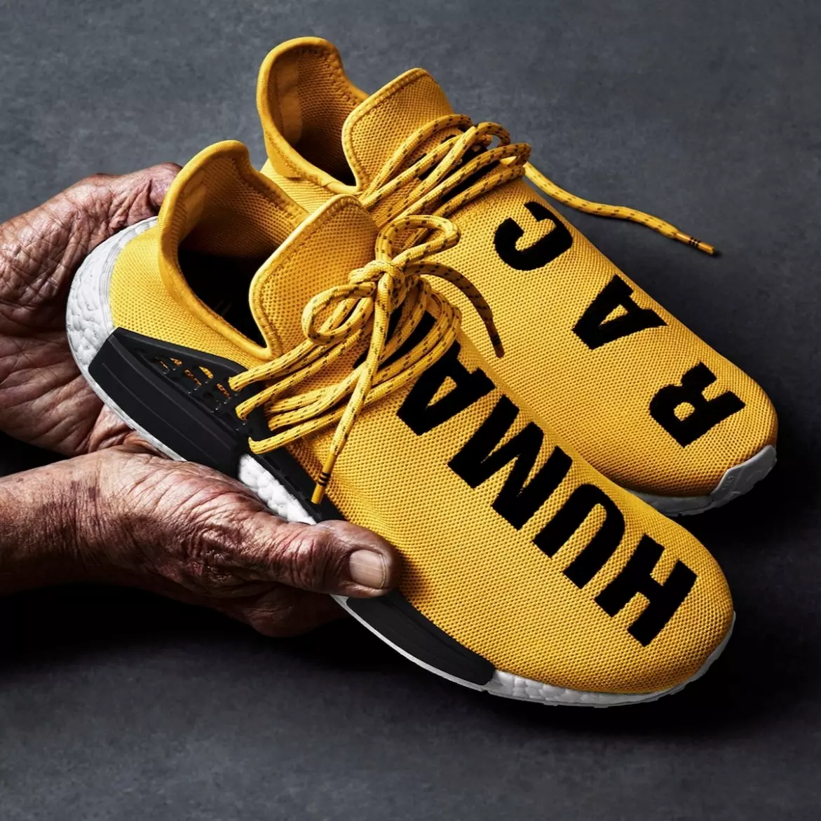 adidas Originals = PHARRELL WILLIAMS 聯名Hu NMD 正式發布，依舊是濃濃的“菲董味”