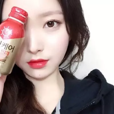 想買一隻紅唇好難選！唇彩控的女孩們買得多不如買的巧