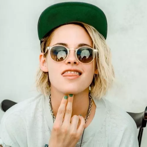 Kristen Stewart 全新時尚照曝光，首度開腔剖白雙性戀感受！