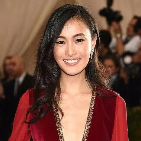 終於發聲！ 陳冠希女友秦舒培深夜爆料：「林志玲那邊不想讓我參加！」