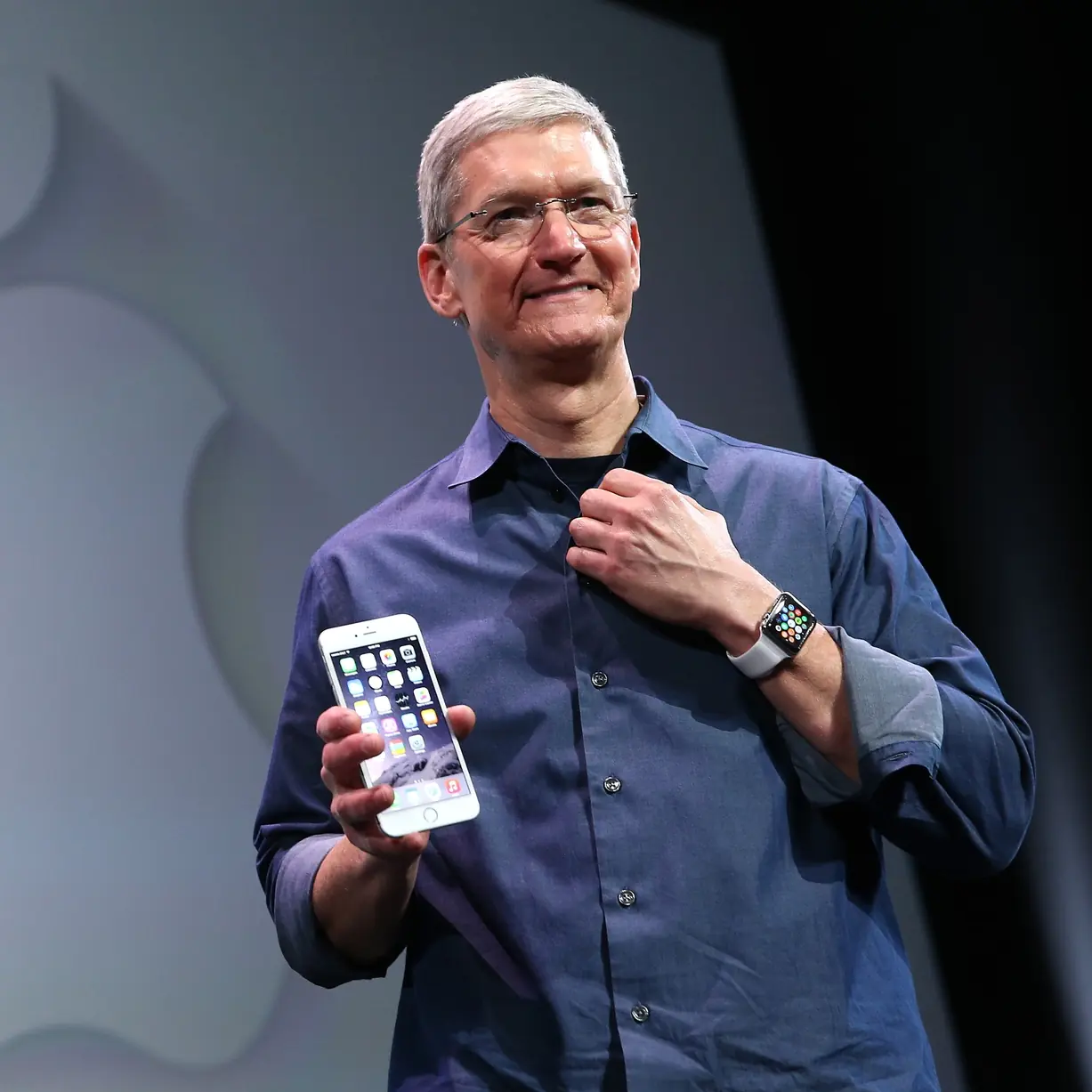 一代品牌神話！iPhone 手機銷售突破 10 億台