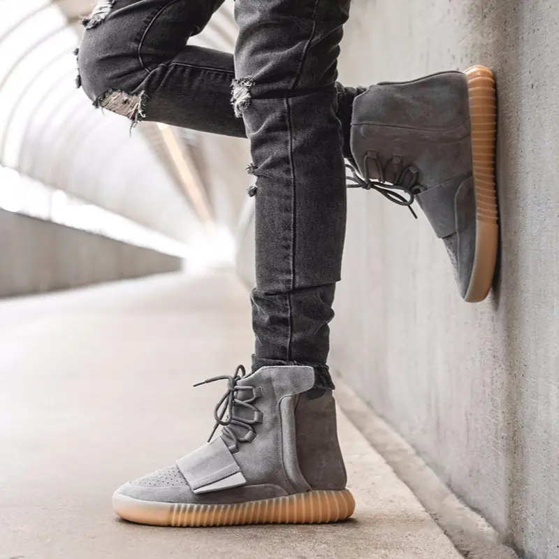 深度解析中國、香港瘋搶 Yeezy 鞋的原因！原來大家都只是在炫耀？