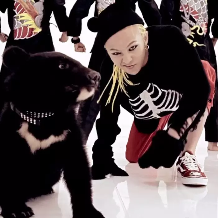 〔板系時尚〕高頻率上腳，為何 G-Dragon 死都要穿 Vans？