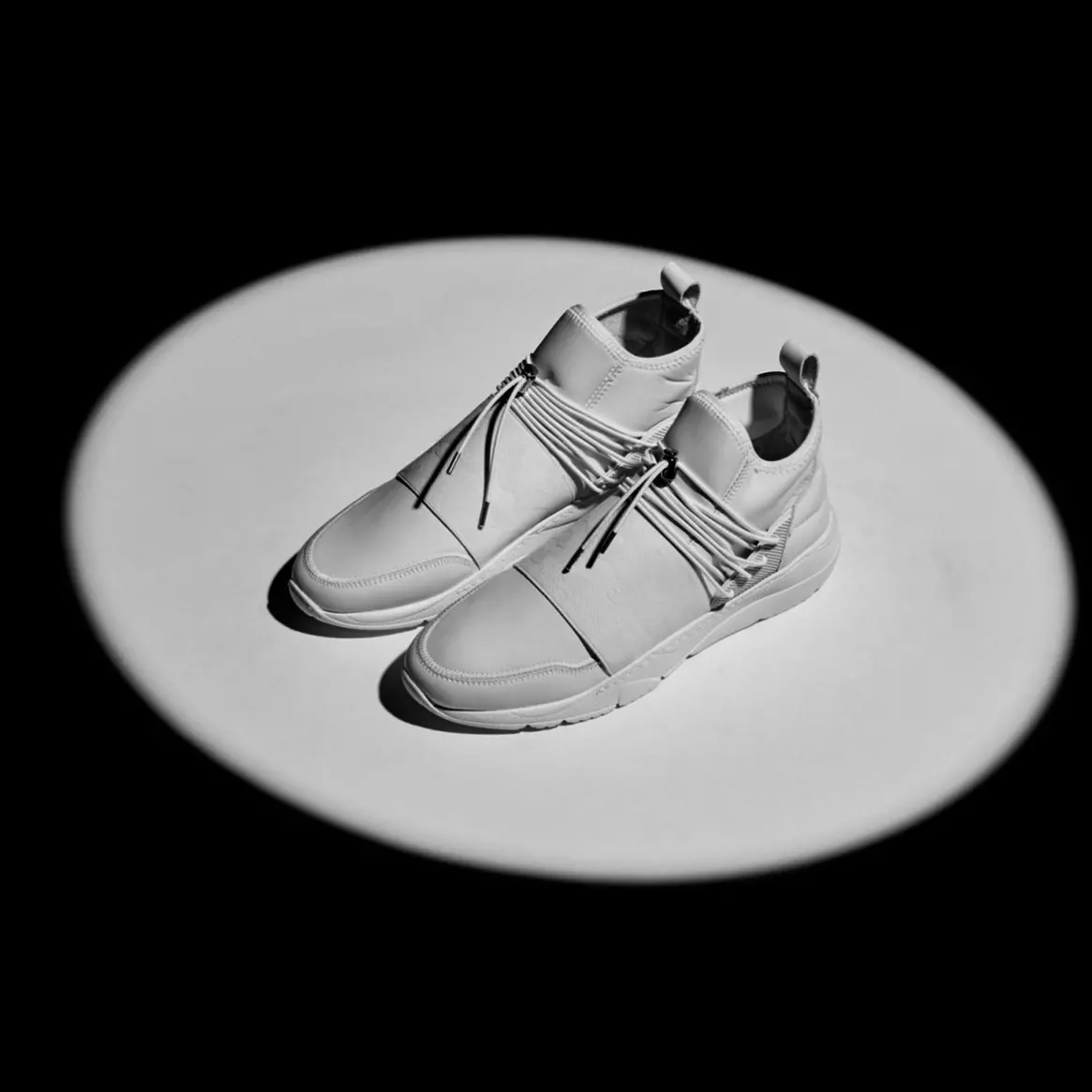 每個配色僅限量 250 雙，Filling Pieces 發佈全新鞋款 Runner 3.0 Fuse！