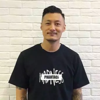 余文樂現身 PHANTACi x MADNESS 發售將近