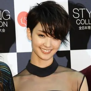 日本人氣整形醫生辛辣點名「有一點醜」女星　剛力彩芽、黑木華都入榜！