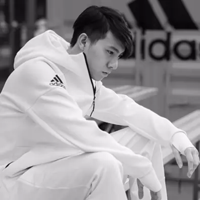 貝克漢也在穿！adidas Z.N.E. Hoodie 連帽外套細節一次看