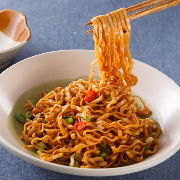 充飢止餓最佳良伴，網友最愛十大泡麵 !