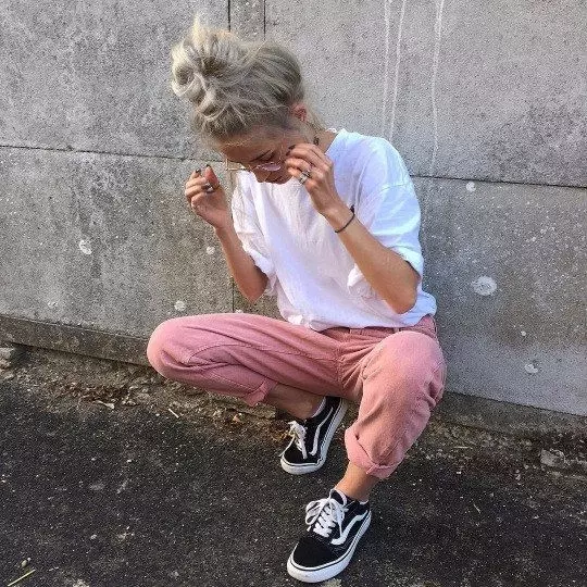 球鞋也要換季！全白以外，今個秋冬要試試看的 10 對鞋款！