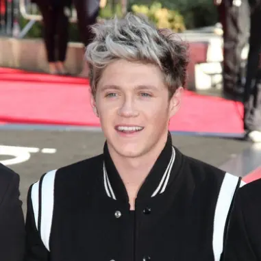 一世代 Niall 大玩「女友選一選」遊戲　他最終留下的最愛女明星是...
