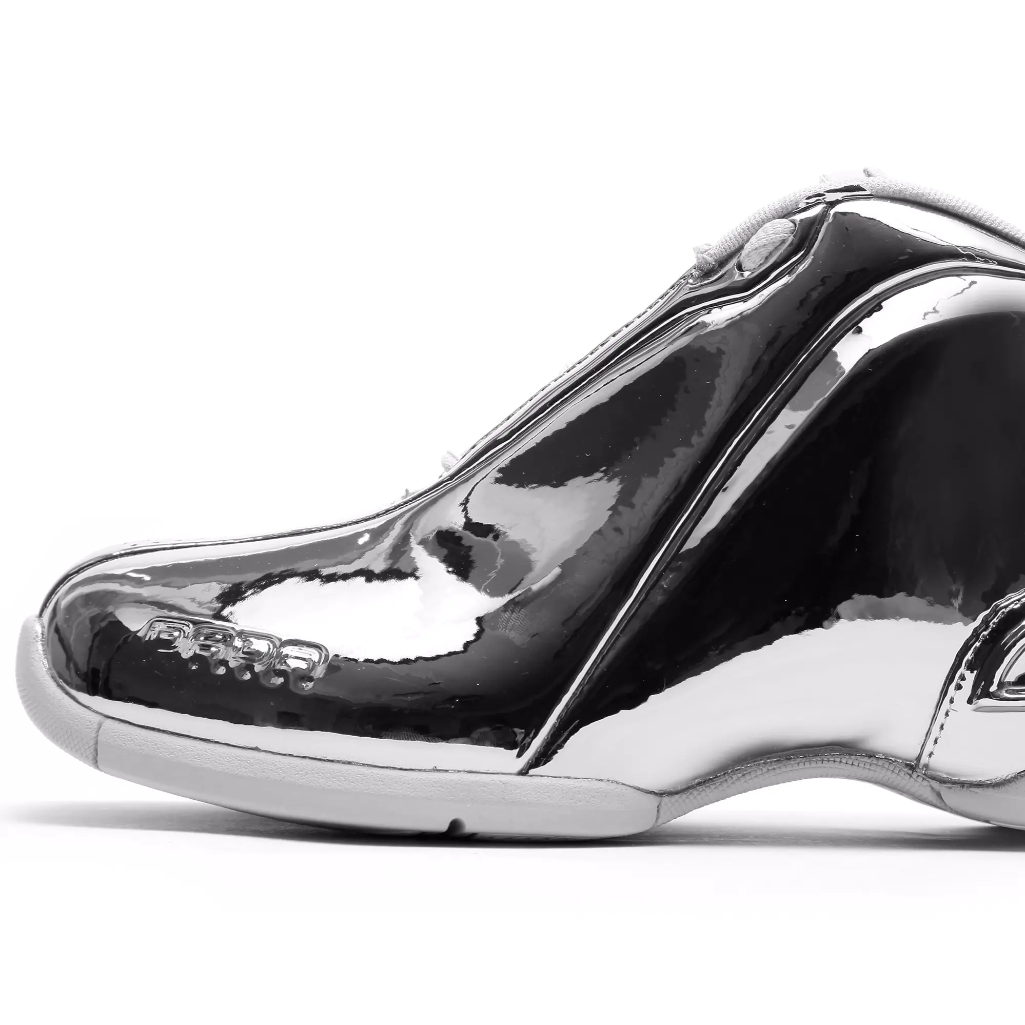經典再現！C-DUBBZ 復刻鞋款登場！