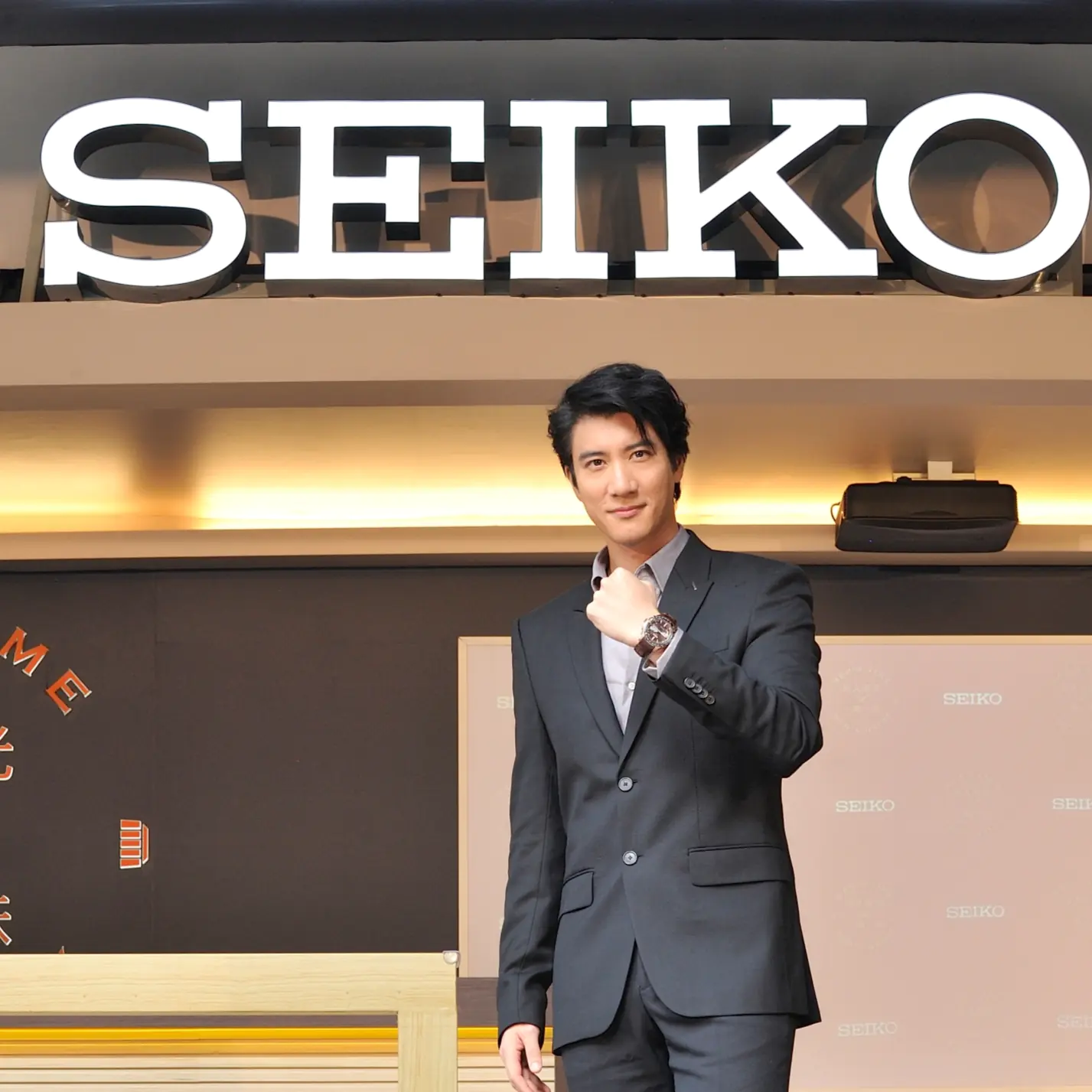 SEIKO 首創男人月盛典 Moving Lounge Bar 揭幕 為男人舉杯 王力宏分享男人時光 一刻一味