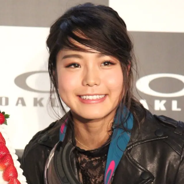 差別好大！日本女運動員學會上妝後變身正妹　男網友：看了我都想學化妝！