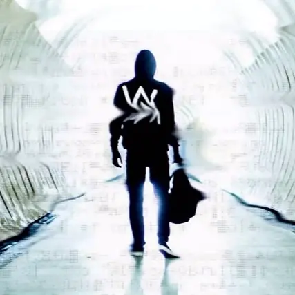 迷離電音超銷魂！ Alan Walker 神曲 〈Fade〉 11 種版本全收錄　哪一首你最愛？