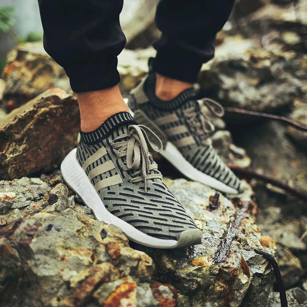 腦波再強都擋不住「雨滴迷彩」NMD_R2 PK 的重擊！