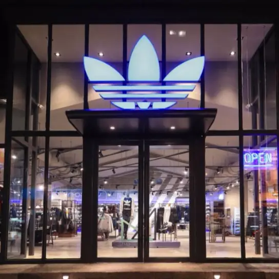 adidas Originals 高雄首家全新經典概念店   12/9今日正式開幕
