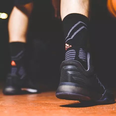 大鬍子哈登 歐洲步必備？adidas Harden Vol.1 Dark Ops