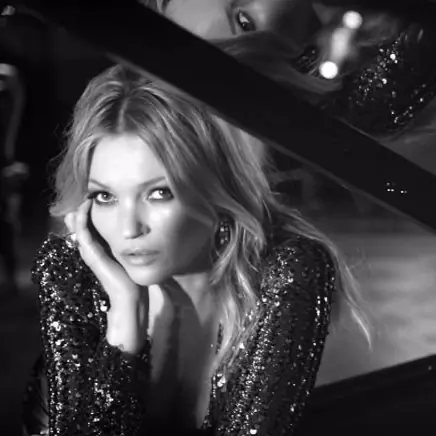「視頻」超模Kate Moss 對嘴錄製音樂錄影帶！帥氣性感全包下～