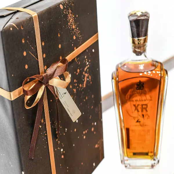 歲末送禮首選！JOHNNIE WALKER 與名設計師攜手打造「限量包裝」12/23華山快閃獻禮！