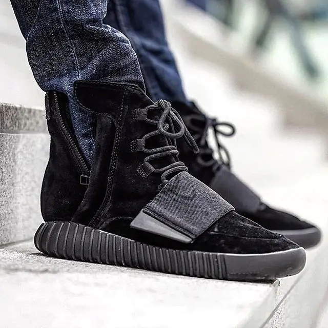 adidas Football 宣布　即將推出 Yeezy 750 美式足球鞋！
