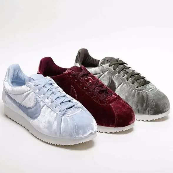  Nike Cortez 推出全新 3 款「毛絨絨」設計！網友：不包色對不起自己...