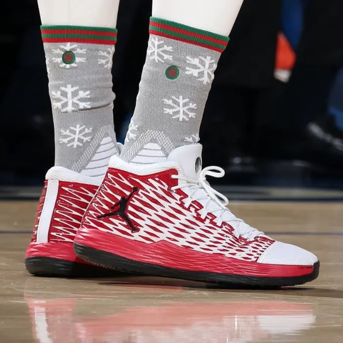  Carmelo Anthony 聖誕大戰亮相  Jordan Melo M13 全新聖誕球員版配色！