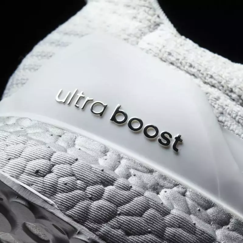 adidas UltraBOOST 3.0 全新白銀、黑銀鞋款