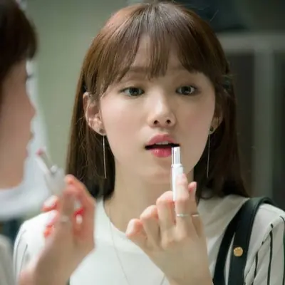 女生最常犯的 20 個化妝錯誤，相信你不知不覺已踩上美妝地雷了！