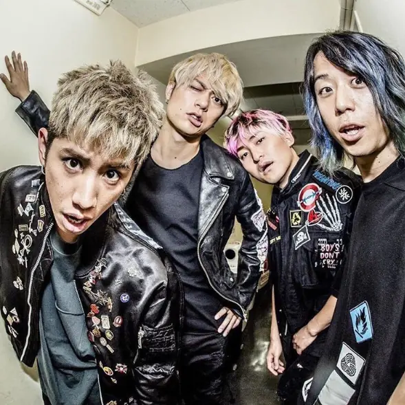 ONE OK ROCK「18 祭」千人合唱《We are》　場面震撼到令人起雞皮疙瘩！