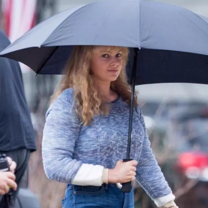 這就是敬業！性感「小丑女」Margot Robbie 為新戲增肥，仿如變了另一個人！
